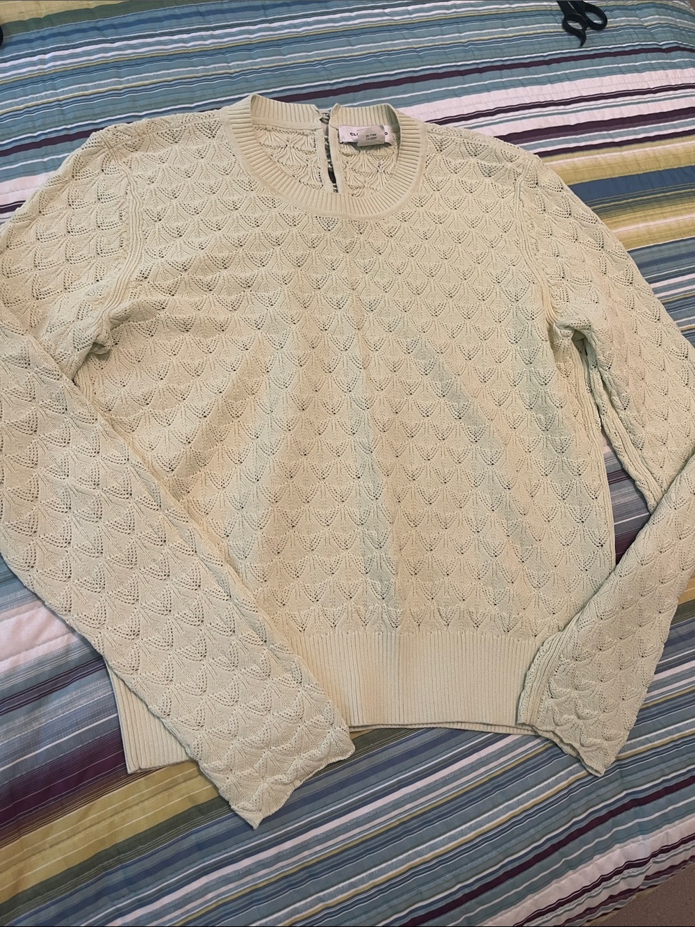 Club Monaco Light Green Summer Sweater - Picture 7 of 8